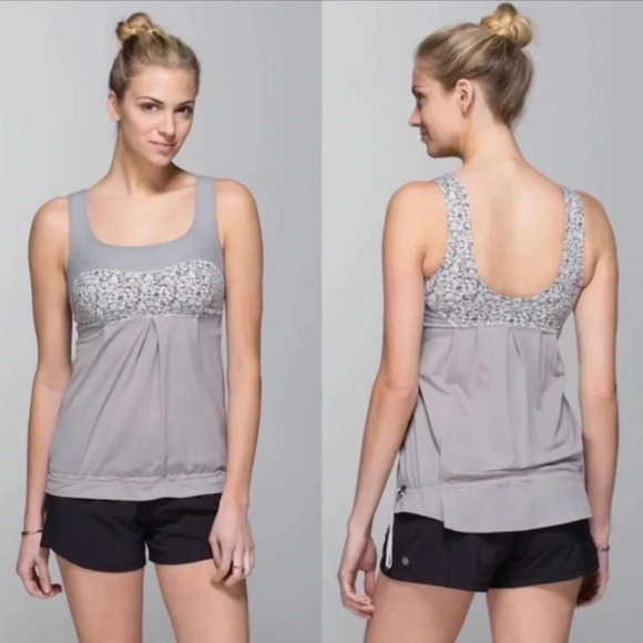 Lululemon Elevate Tank top Ambient Grey /Petite fleur silver
spoon sleeveless - Picture 1 of 12